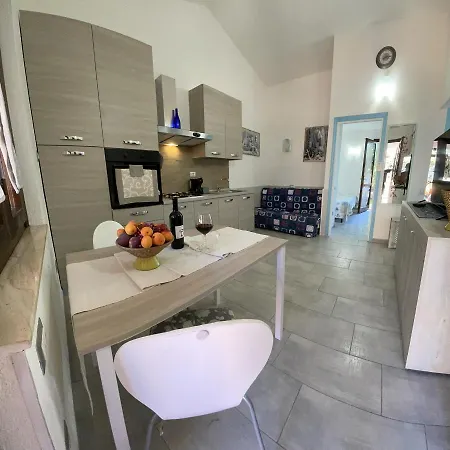 La Casa Di Mery, Per 6 Persone, Bbq, Wi-fi San Teodoro (Sardinia)