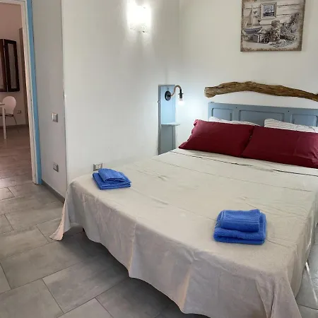 La Casa Di Mery, Per 6 Persone, Bbq, Wi-fi San Teodoro (Sardinia)